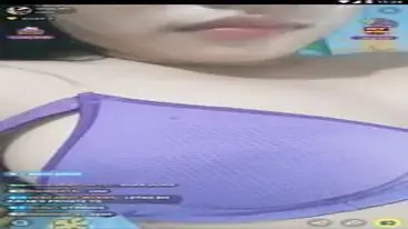 Gadis Viana Live Show Bigo Pamer Memek Becek poster